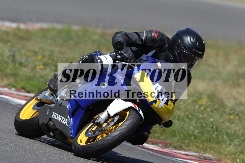 Archiv-2022/40 18.07.2022 Plüss Moto Sport ADR/Einsteiger/44